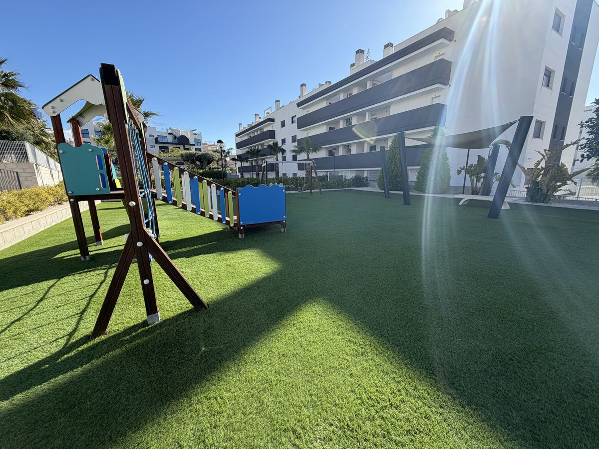 Se vende Ático de 2 dormitorios en Costa Blanca, Alicante, España