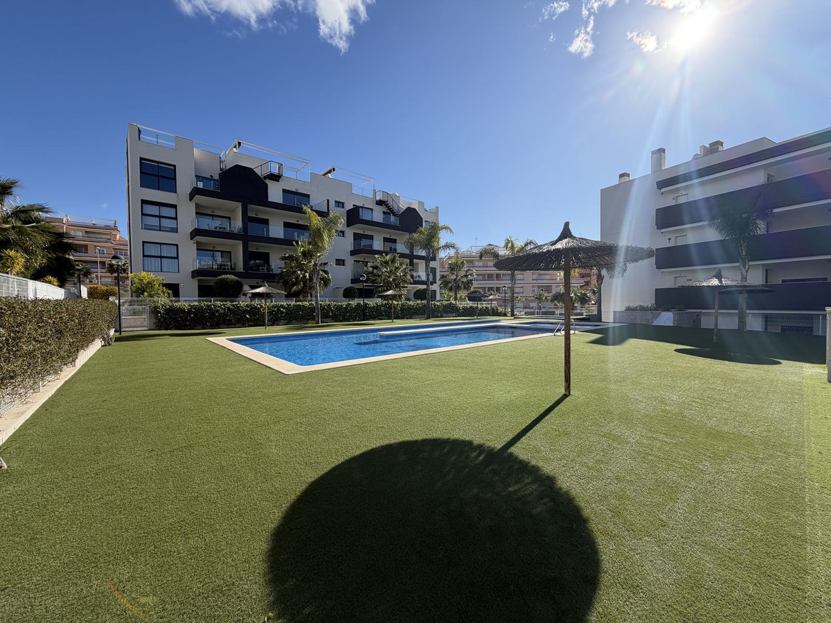 Se vende Ático de 2 dormitorios en Costa Blanca, Alicante, España