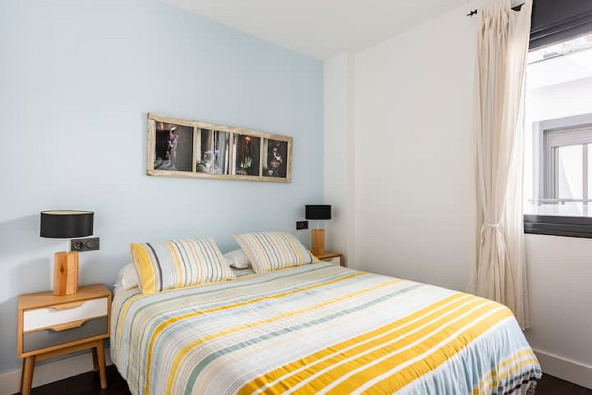 Se vende Apartamento en Planta Última de 2 dormitorios en Costa Del Sol, Málaga, España