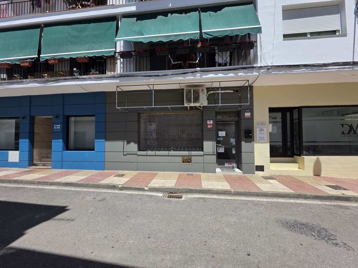 Se vende Local comercial  en Costa Del Sol, Málaga, España