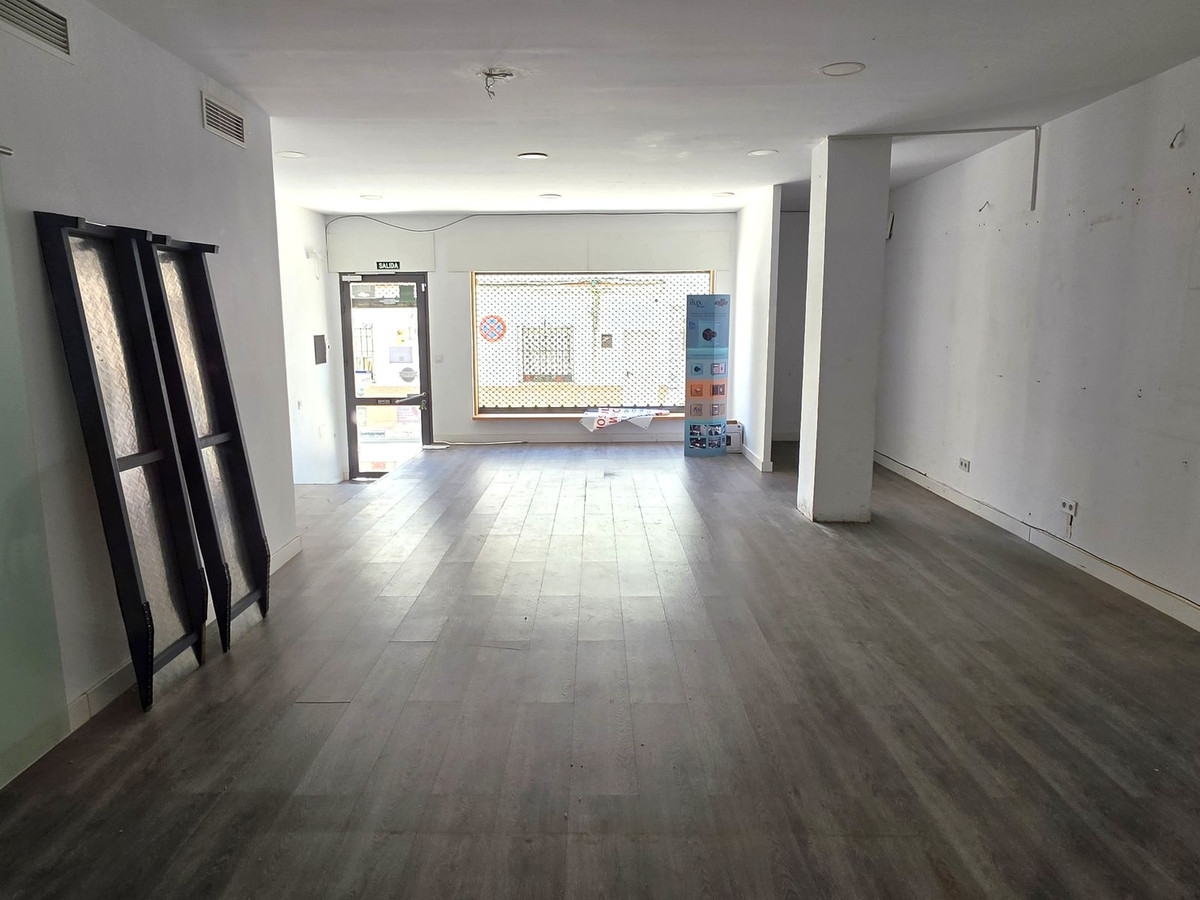 Se vende Local comercial  en Costa Del Sol, Málaga, España