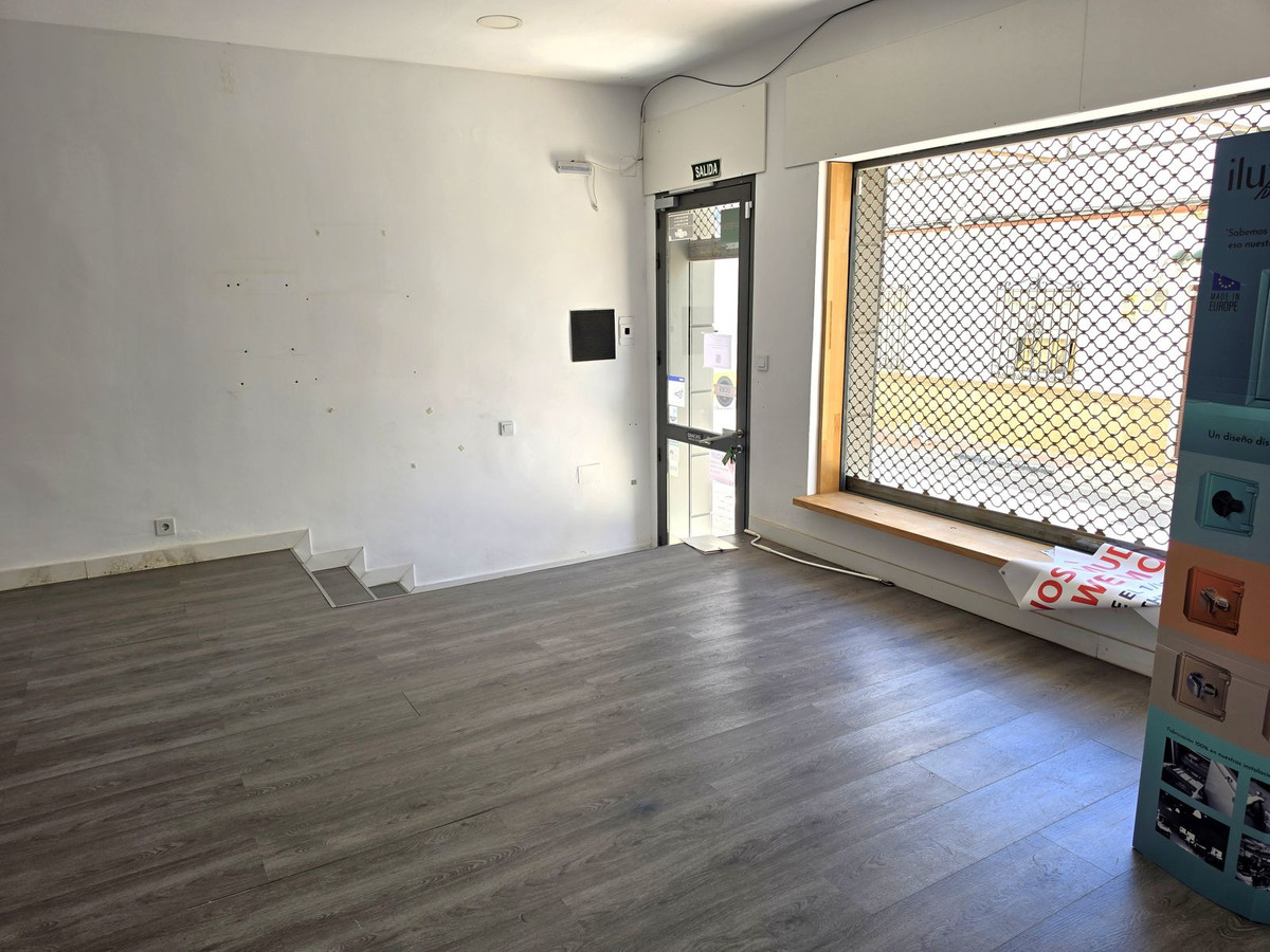 Se vende Local comercial  en Costa Del Sol, Málaga, España