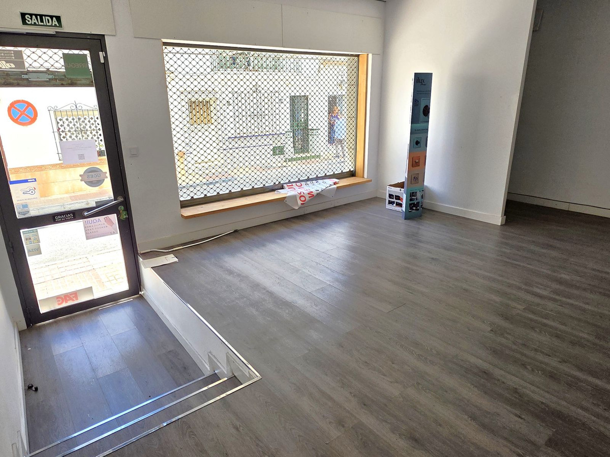 Se vende Local comercial  en Costa Del Sol, Málaga, España