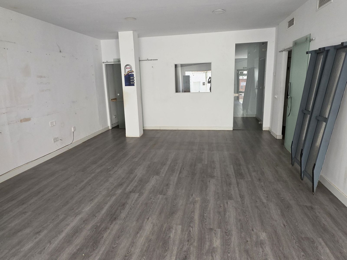 Se vende Local comercial  en Costa Del Sol, Málaga, España