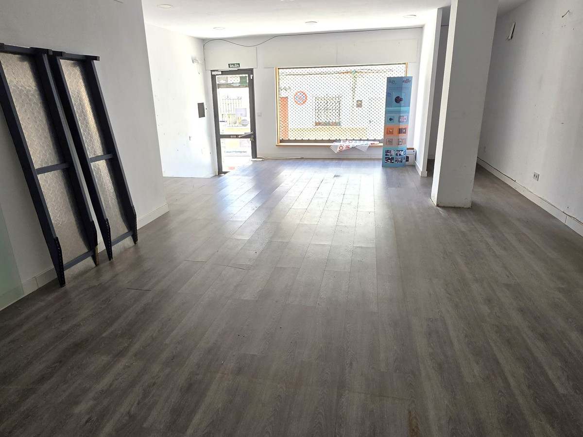 Se vende Local comercial  en Costa Del Sol, Málaga, España