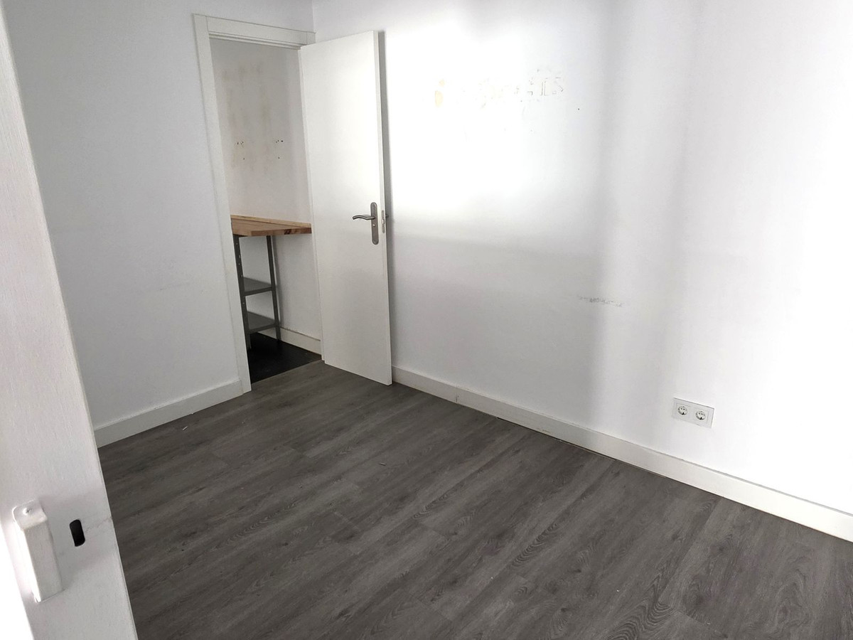 Se vende Local comercial  en Costa Del Sol, Málaga, España