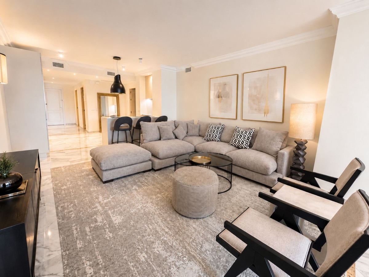 3 Bed Apartment for sale in Nueva Andalucía Costa Del Sol, Málaga, Spain