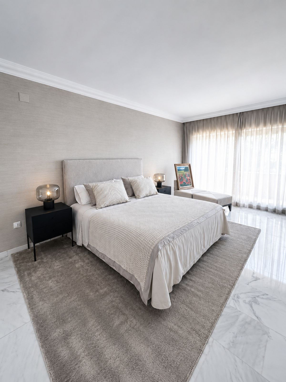 3 Bed Apartment for sale in Nueva Andalucía Costa Del Sol, Málaga, Spain