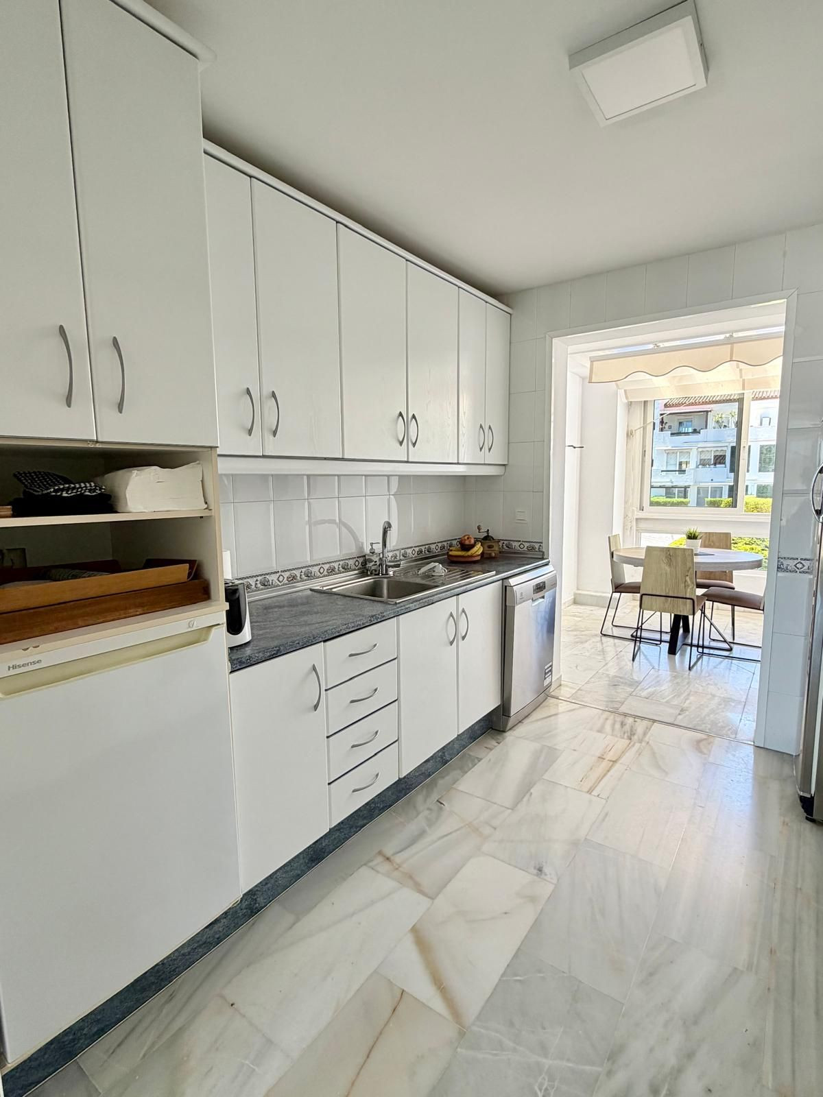 3 Bed Apartment for sale in Estepona Costa Del Sol, Málaga, Spain