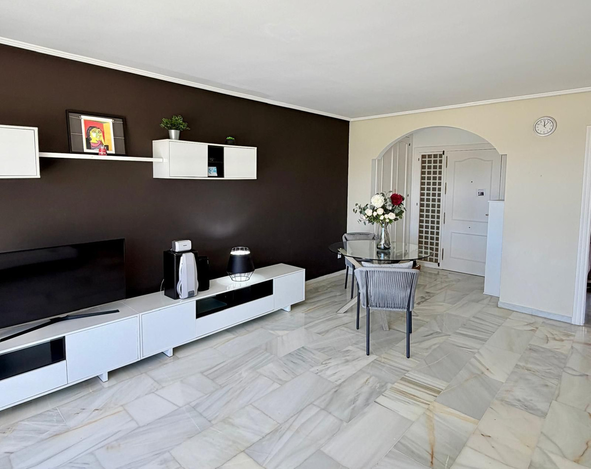 3 Bed Apartment for sale in Estepona Costa Del Sol, Málaga, Spain