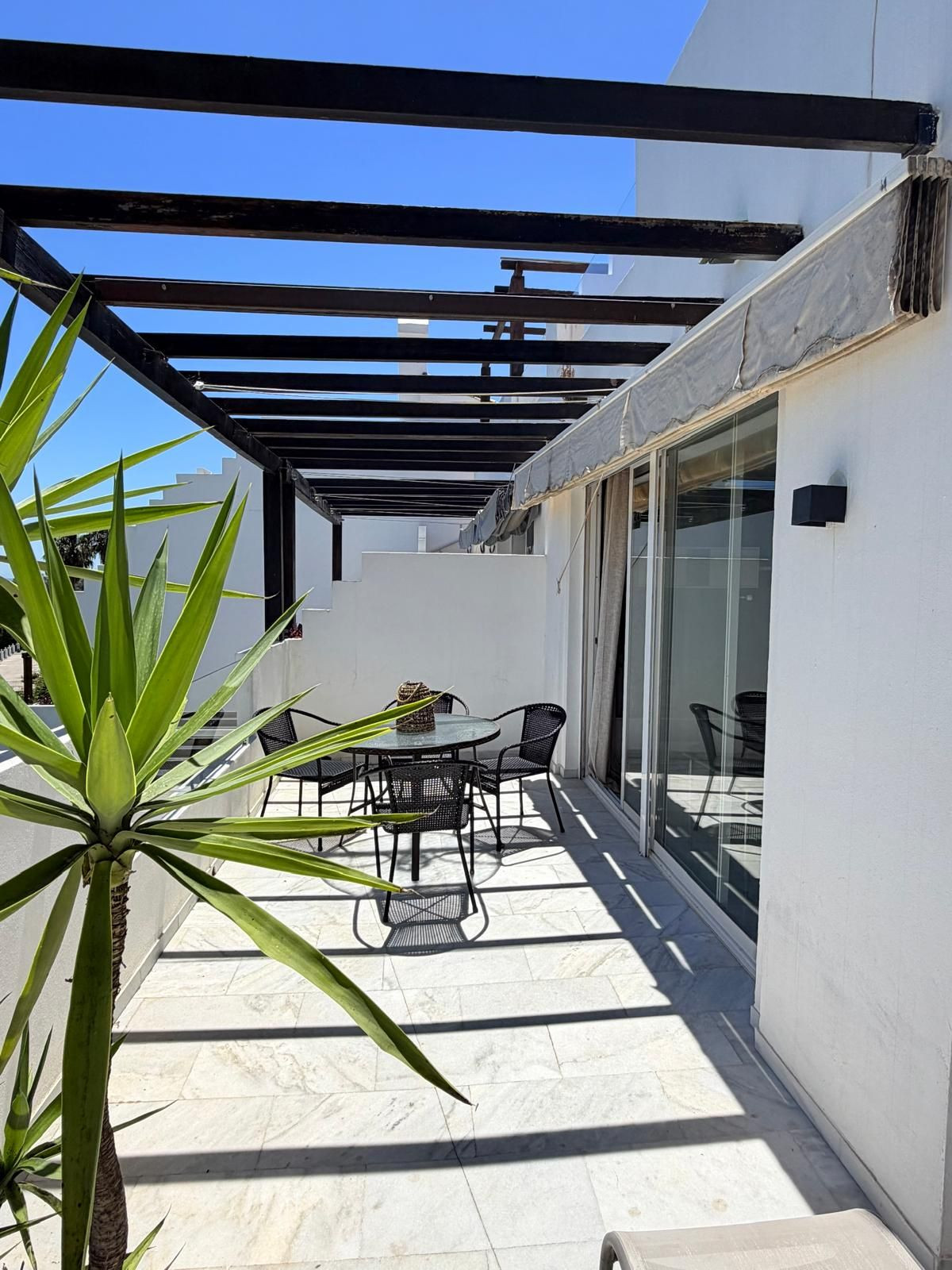 3 Bed Apartment for sale in Estepona Costa Del Sol, Málaga, Spain