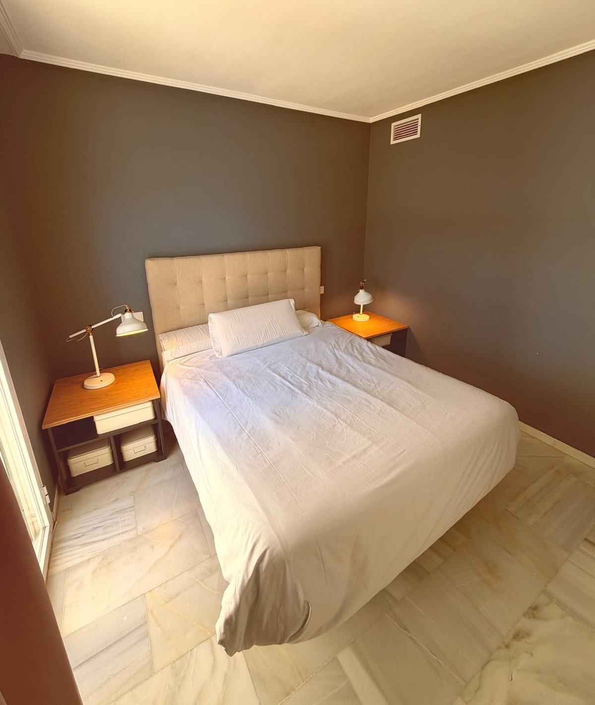 3 Bed Apartment for sale in Estepona Costa Del Sol, Málaga, Spain