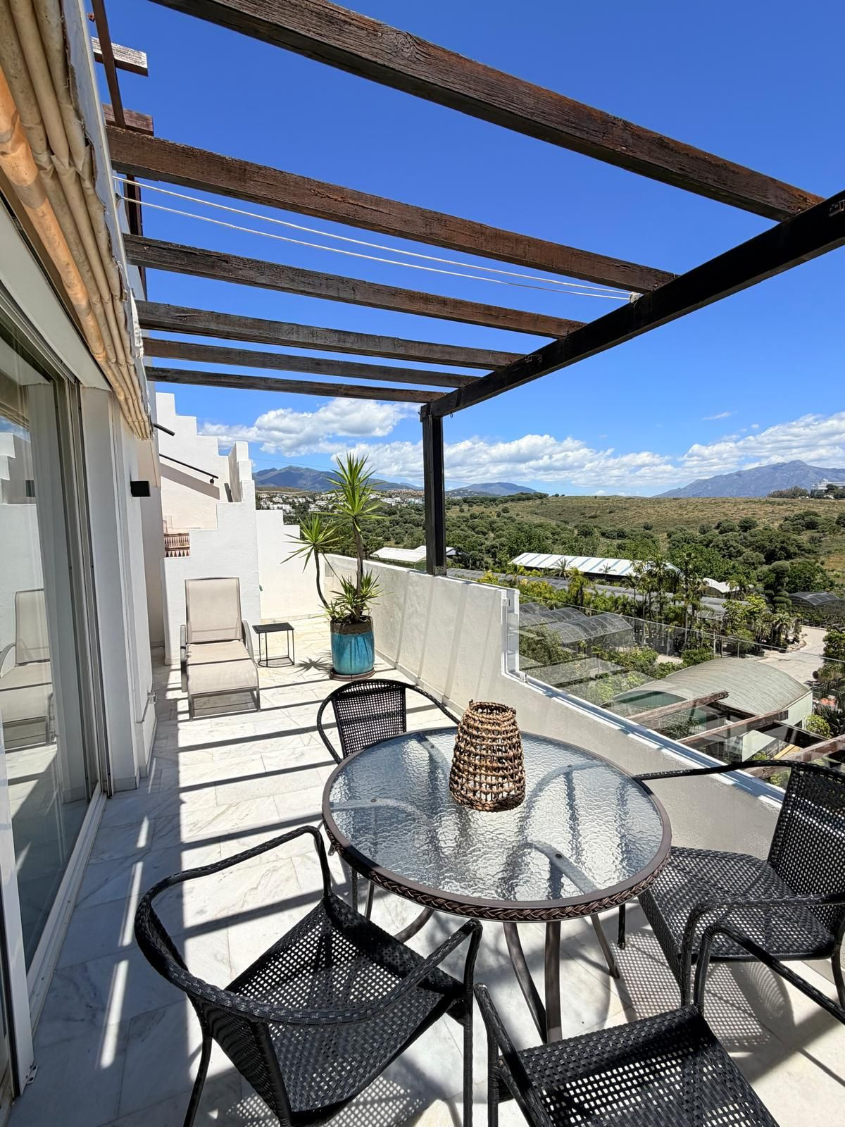 3 Bed Apartment for sale in Estepona Costa Del Sol, Málaga, Spain