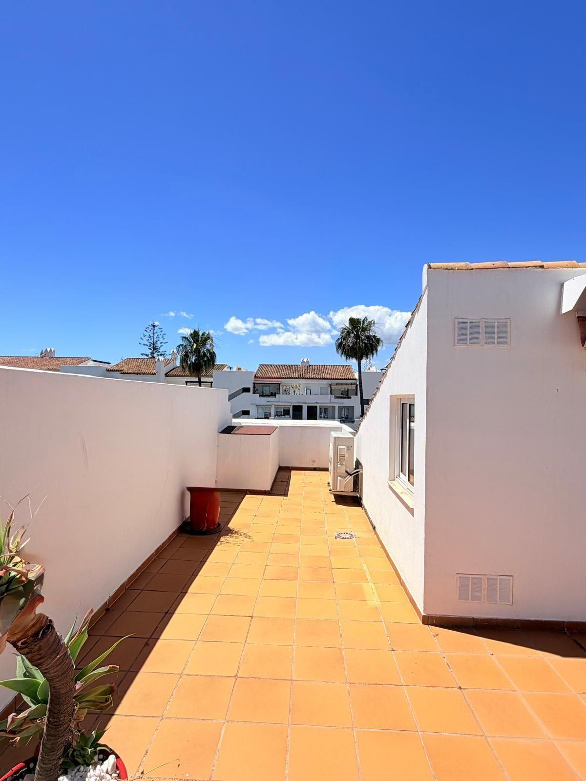 3 Bed Apartment for sale in Estepona Costa Del Sol, Málaga, Spain