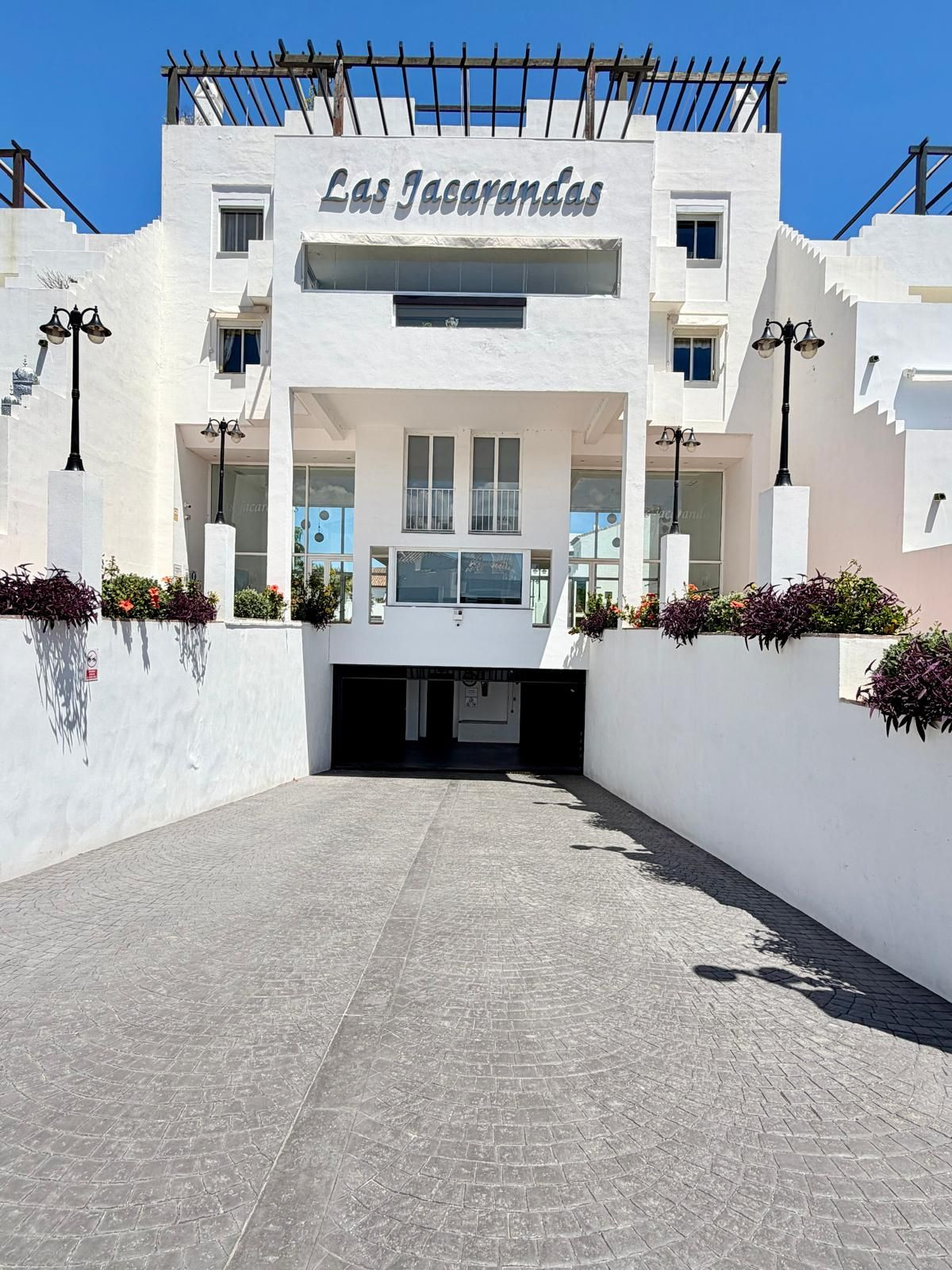 3 Bed Apartment for sale in Estepona Costa Del Sol, Málaga, Spain