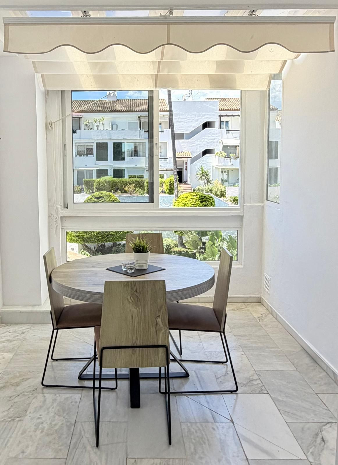 3 Bed Apartment for sale in Estepona Costa Del Sol, Málaga, Spain