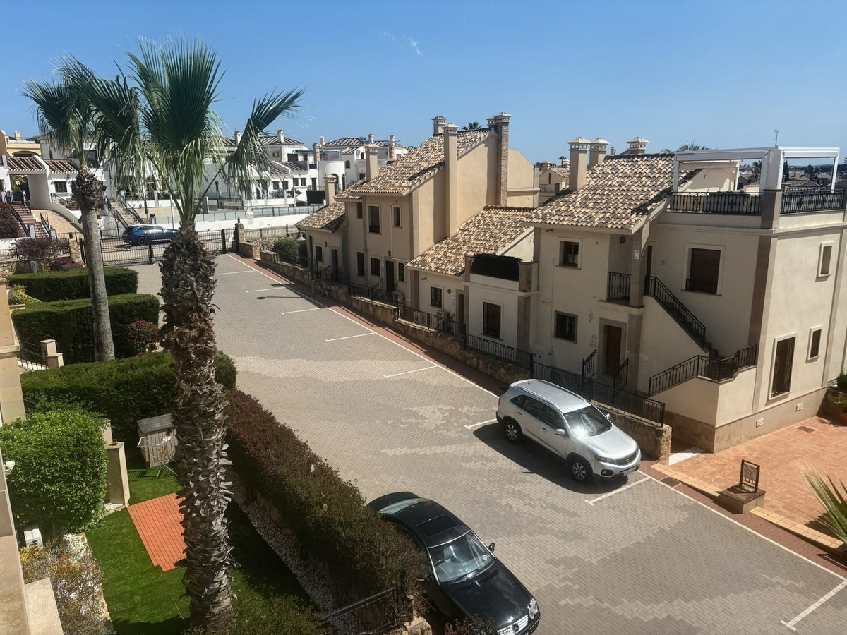 2 Bed Apartment for sale in La Finca Golf Costa Blanca, Alicante, Spain