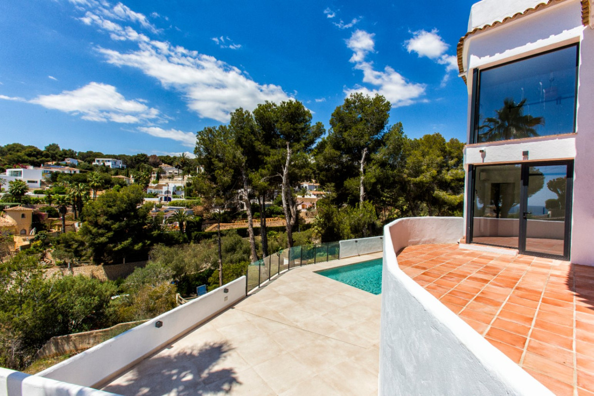 Se vende Villa - Chalet de 4 dormitorios en Costa Blanca, Alicante, España