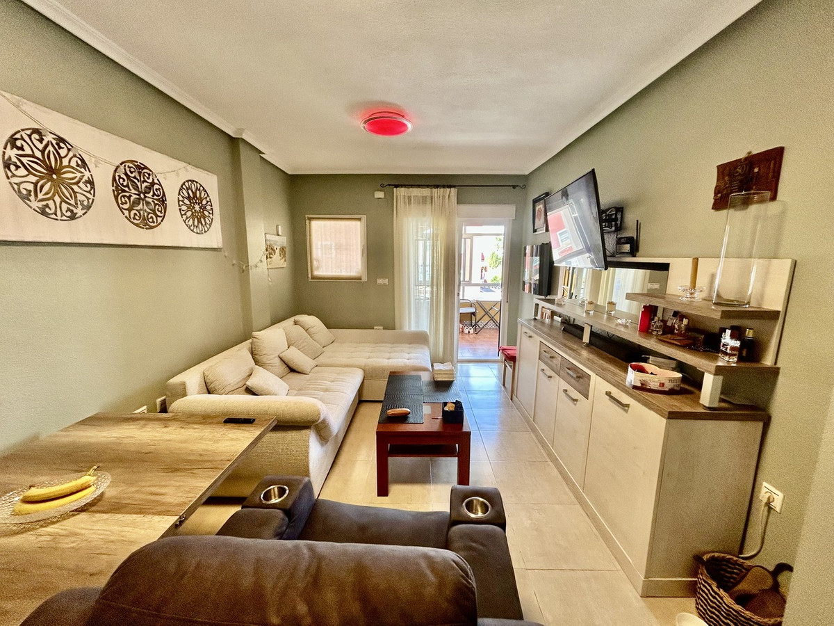 2 Bed Apartment for sale in Los Balcones Costa Blanca, Alicante, Spain