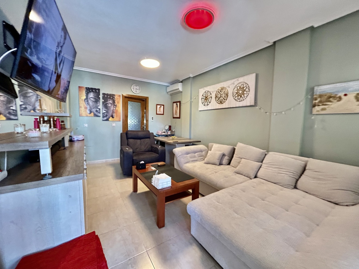 2 Bed Apartment for sale in Los Balcones Costa Blanca, Alicante, Spain
