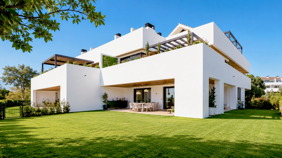 Se vende Apartamento Planta Baja de 4 dormitorios en Costa Del Sol, Cadiz, España