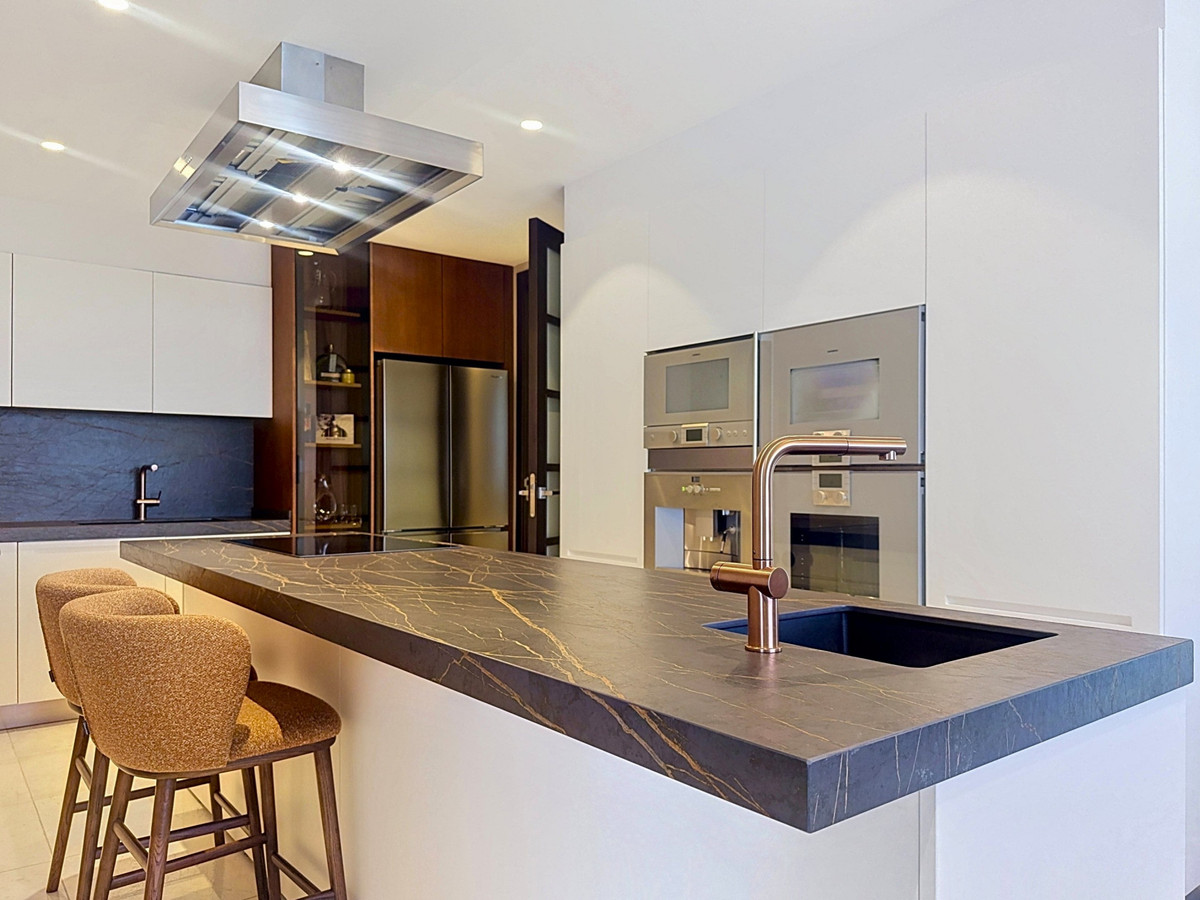 Se vende Apartamento Planta Baja de 4 dormitorios en Costa Del Sol, Cadiz, España