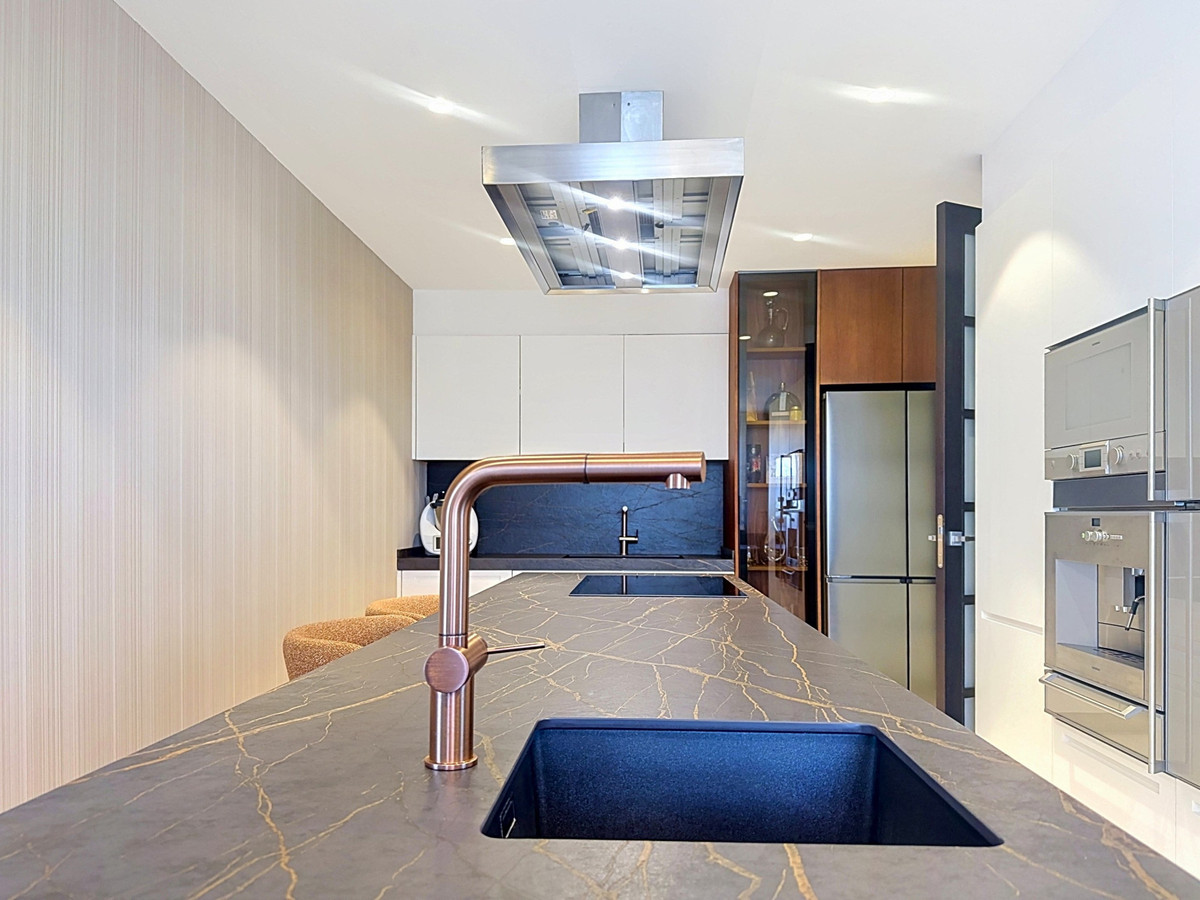 Se vende Apartamento Planta Baja de 4 dormitorios en Costa Del Sol, Cadiz, España