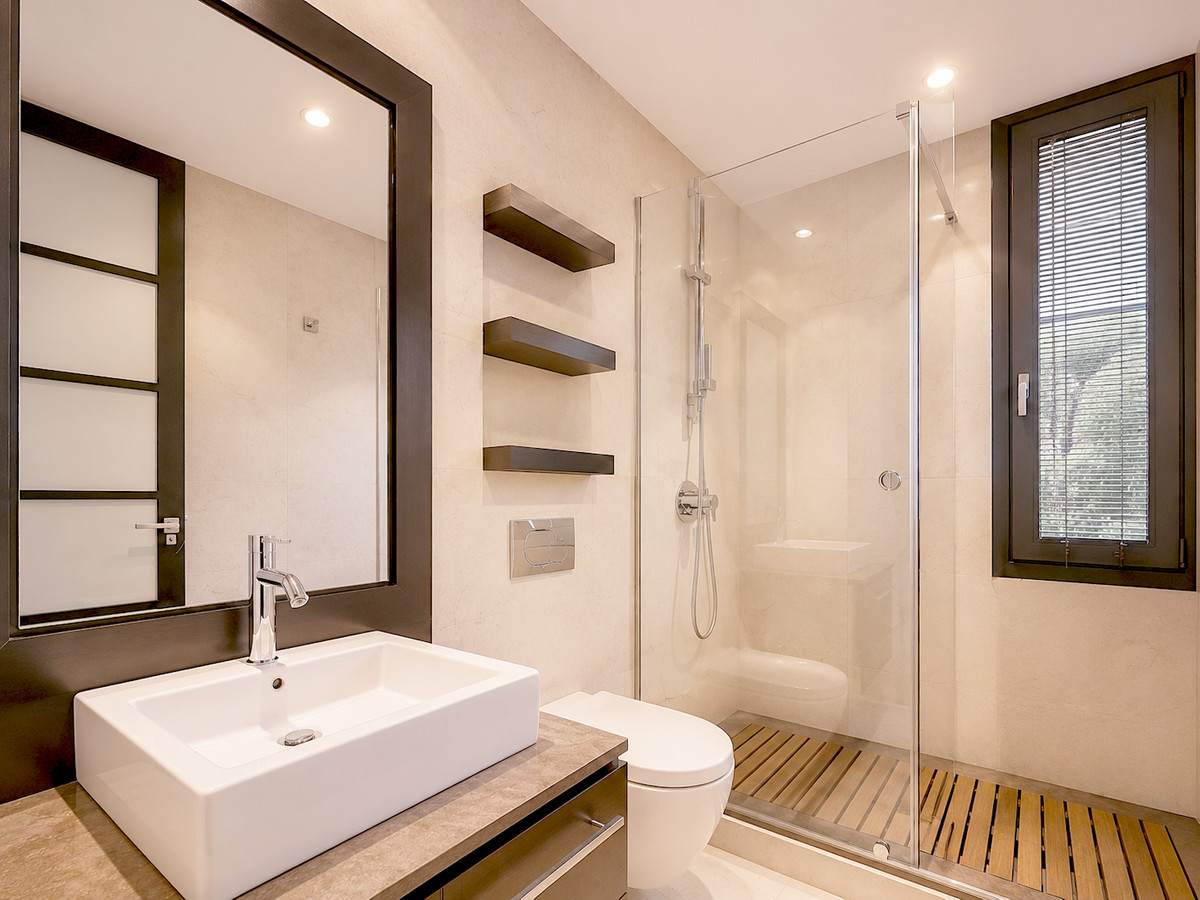 Se vende Apartamento Planta Baja de 4 dormitorios en Costa Del Sol, Cadiz, España