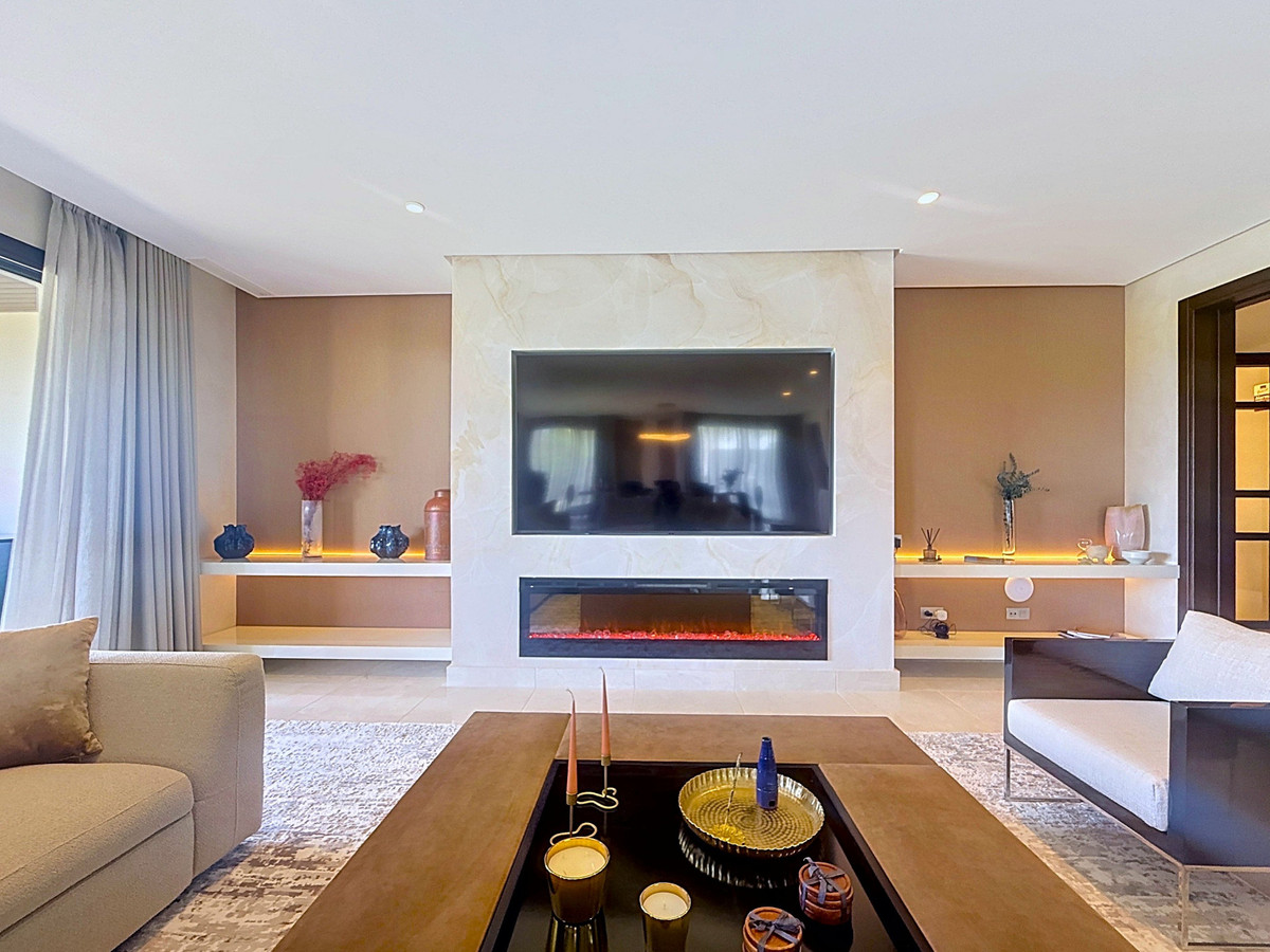 Se vende Apartamento Planta Baja de 4 dormitorios en Costa Del Sol, Cadiz, España