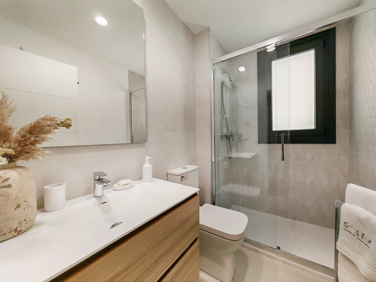 Se vende Adosada de 4 dormitorios en Costa Del Sol, Málaga, España