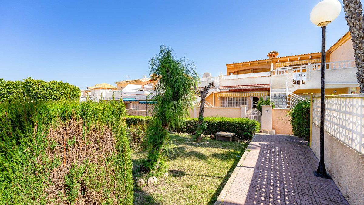 Se vende Adosada de 2 dormitorios en Costa Blanca, Alicante, España