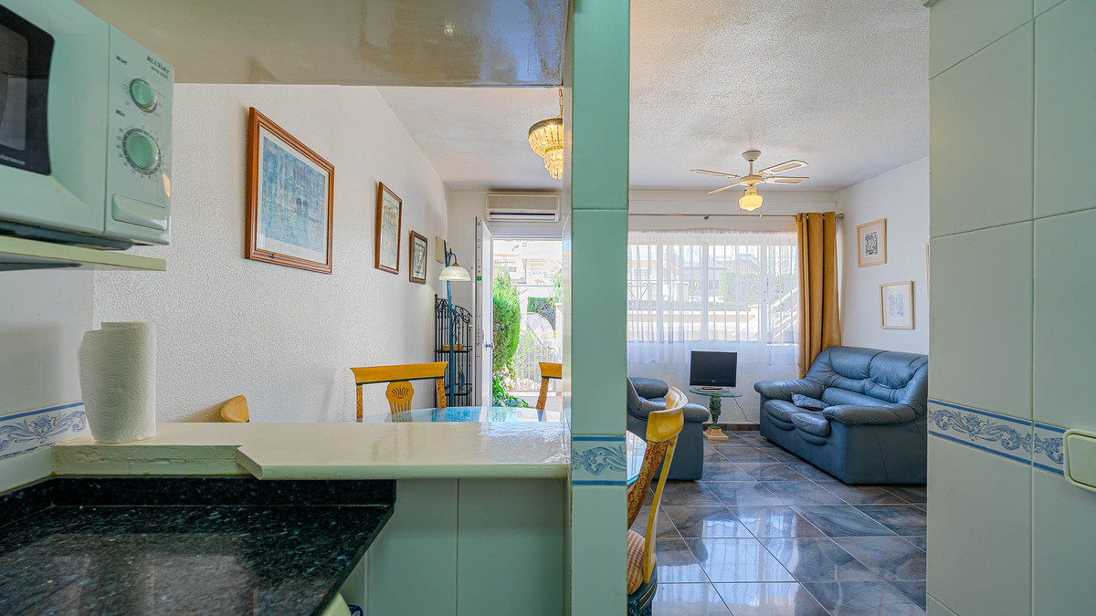 Se vende Adosada de 2 dormitorios en Costa Blanca, Alicante, España