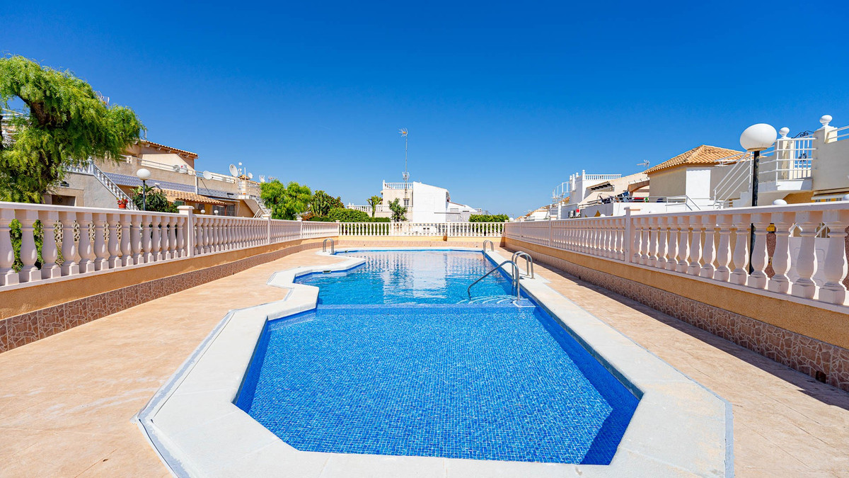 Se vende Adosada de 2 dormitorios en Costa Blanca, Alicante, España