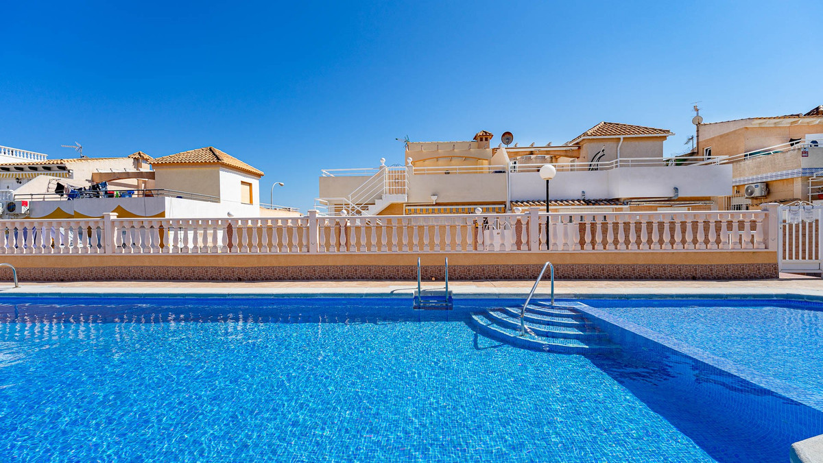 Se vende Adosada de 2 dormitorios en Costa Blanca, Alicante, España
