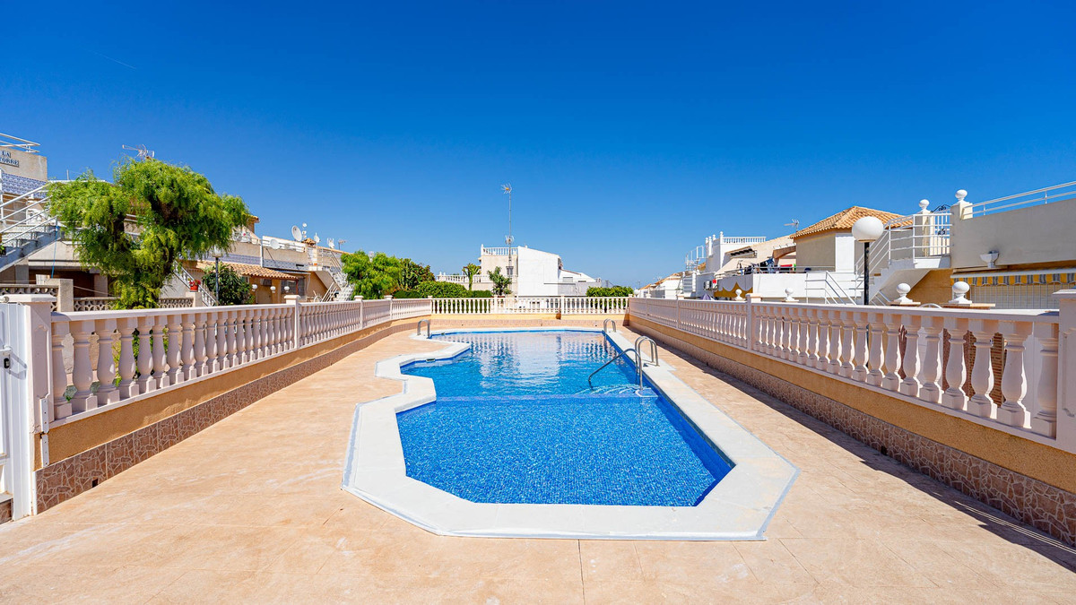 Se vende Adosada de 2 dormitorios en Costa Blanca, Alicante, España