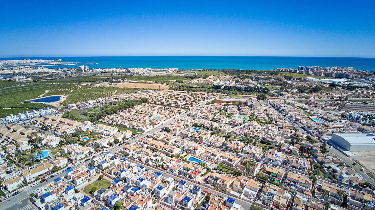 Se vende Adosada de 2 dormitorios en Costa Blanca, Alicante, España