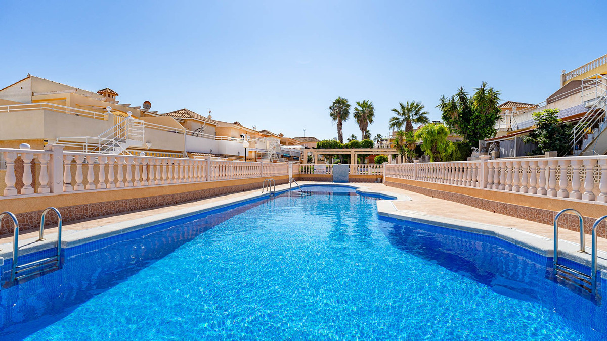 Se vende Adosada de 2 dormitorios en Costa Blanca, Alicante, España