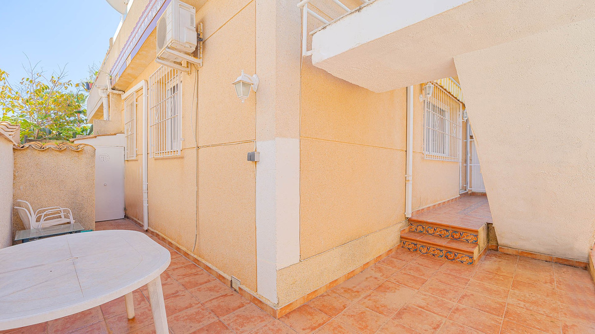 Se vende Adosada de 2 dormitorios en Costa Blanca, Alicante, España