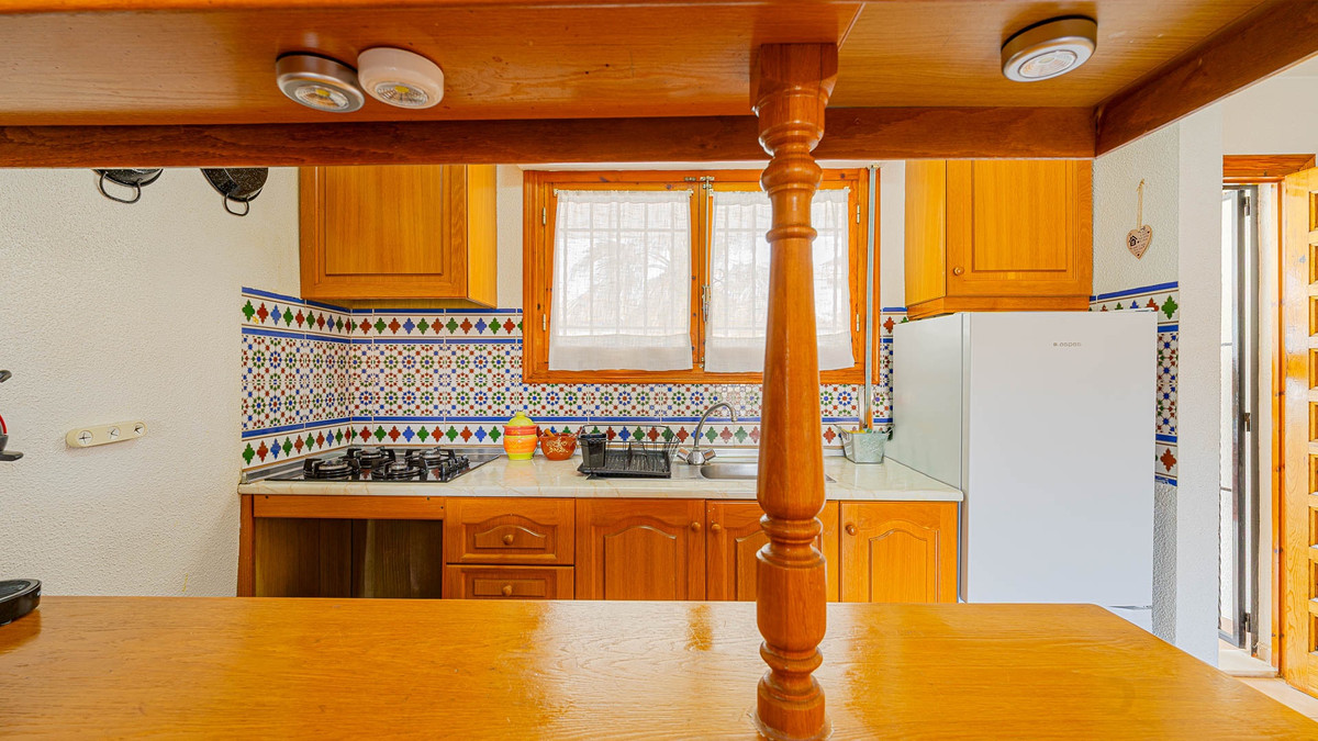 Se vende Apartamento Planta Media de 2 dormitorios en Costa Blanca, Alicante, España