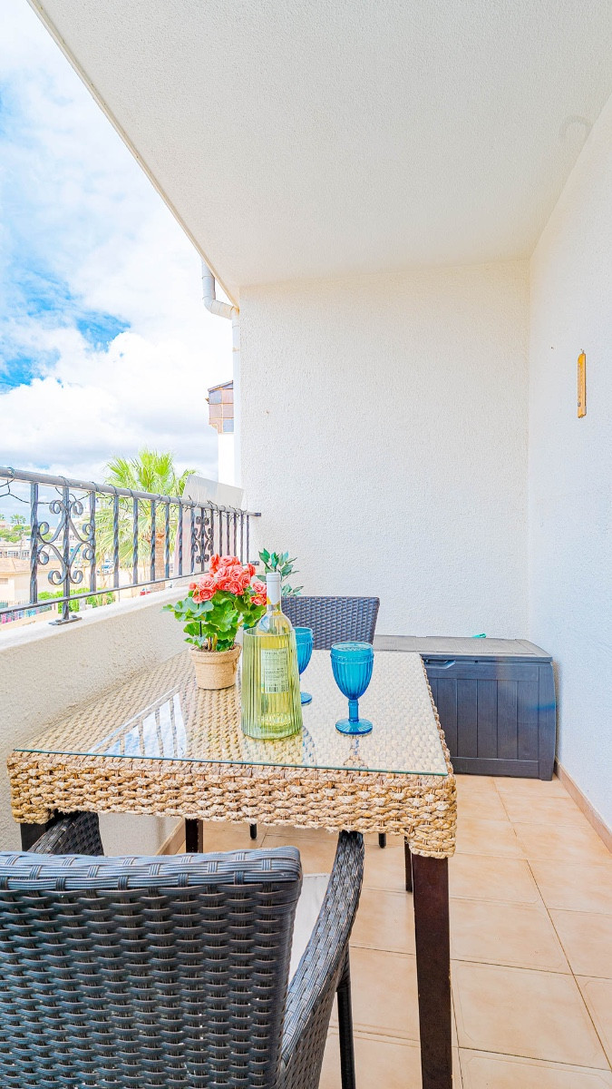 Se vende Apartamento Planta Media de 2 dormitorios en Costa Blanca, Alicante, España