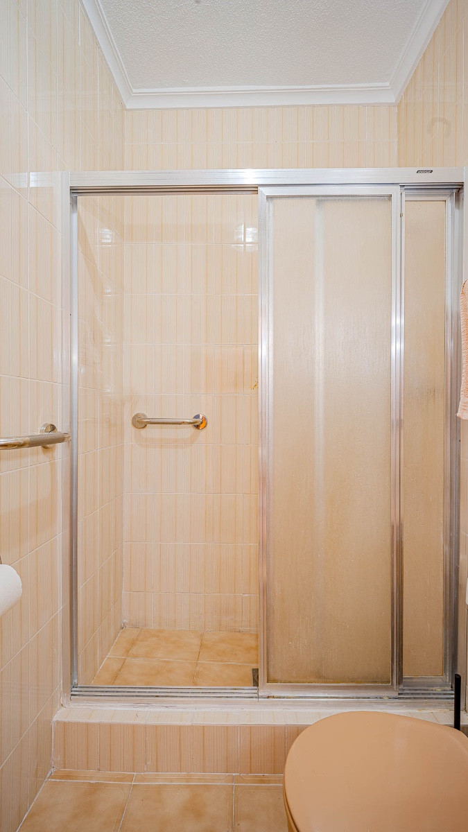 Se vende Apartamento Planta Media de 2 dormitorios en Costa Blanca, Alicante, España