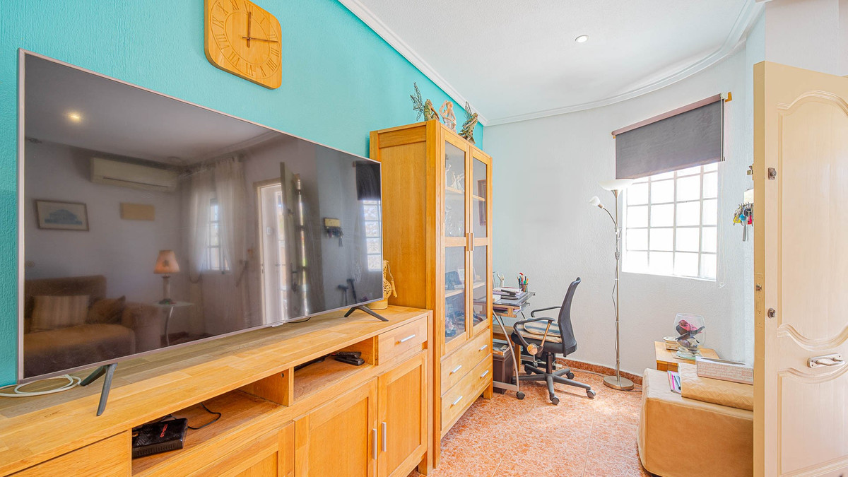 2 Bed Townhouse for sale in Punta Prima Costa Blanca, Alicante, Spain