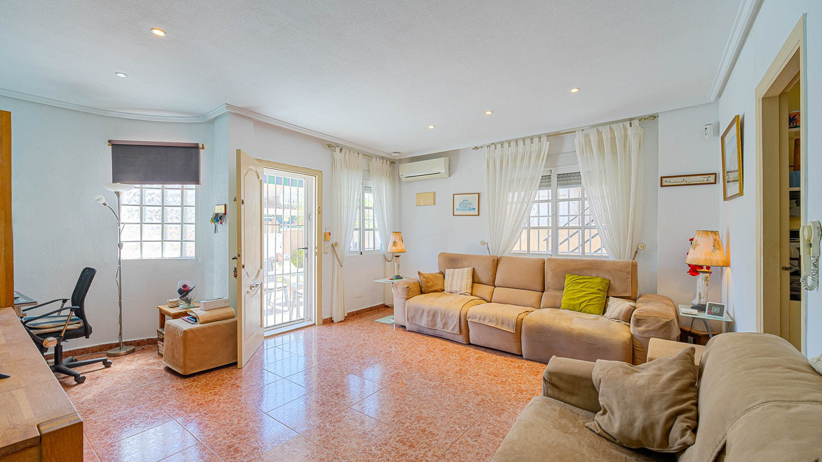 2 Bed Townhouse for sale in Punta Prima Costa Blanca, Alicante, Spain