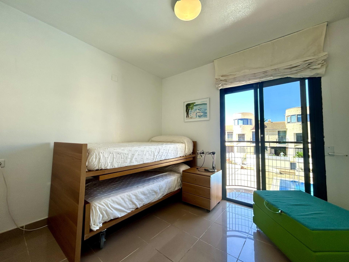 Se vende Adosada de 3 dormitorios en Costa Blanca, Alicante, España