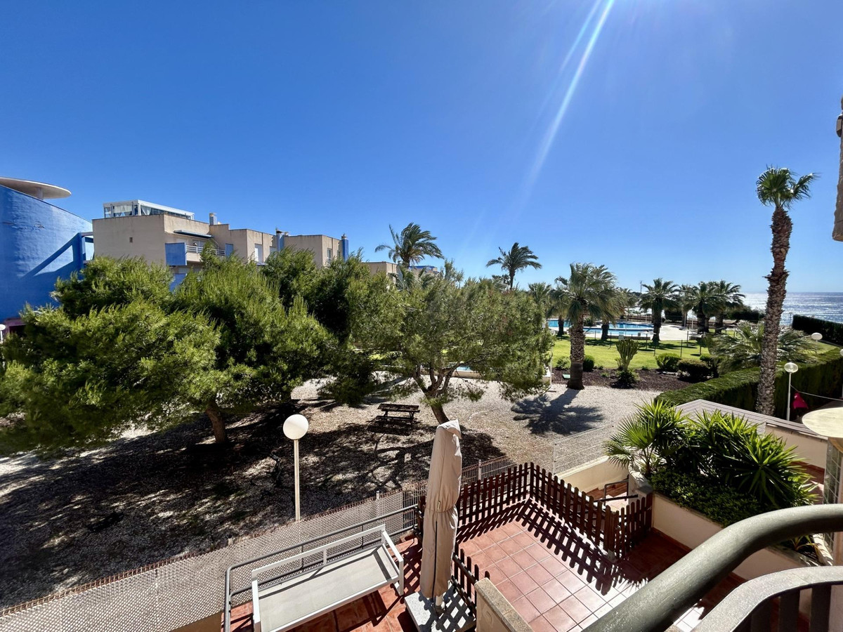 Se vende Adosada de 3 dormitorios en Costa Blanca, Alicante, España