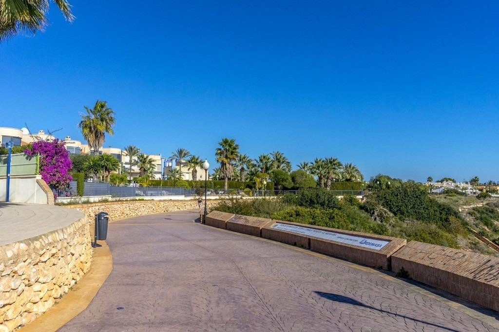 Se vende Adosada de 3 dormitorios en Costa Blanca, Alicante, España