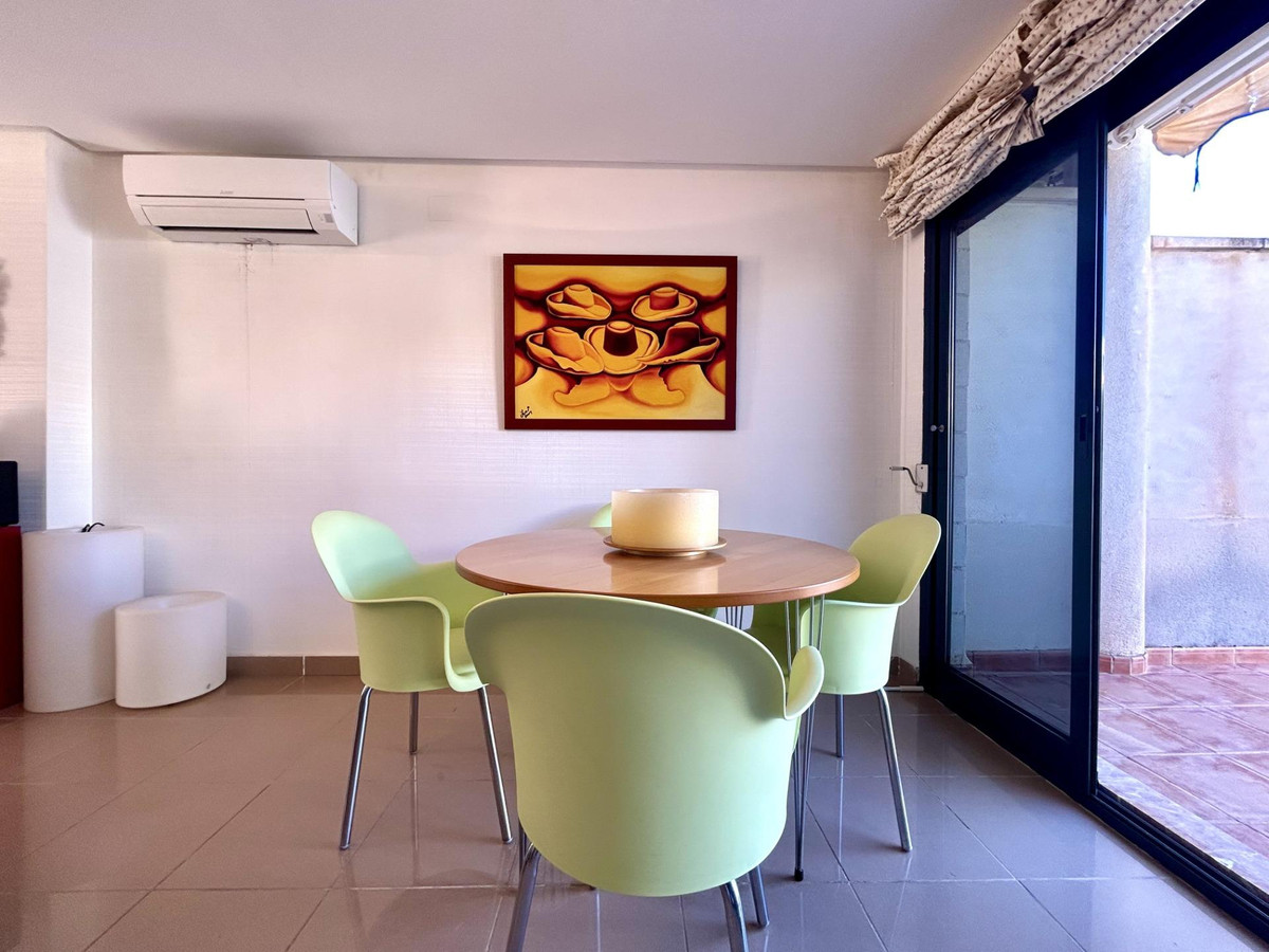 Se vende Adosada de 3 dormitorios en Costa Blanca, Alicante, España