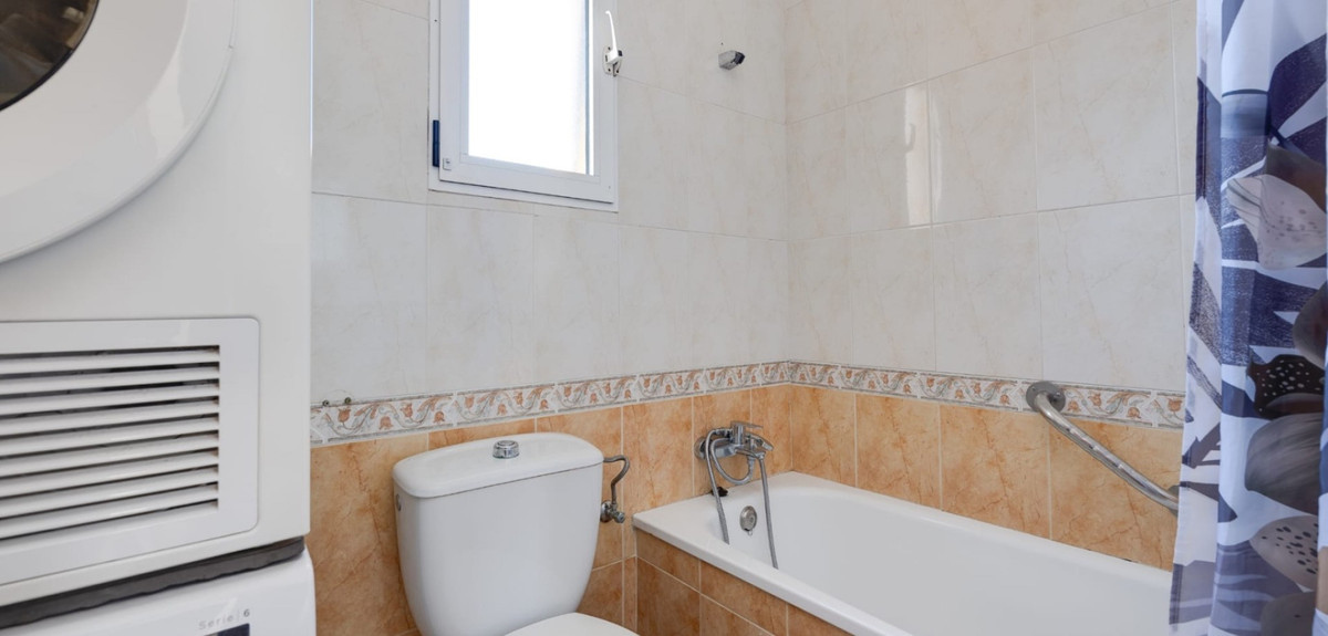Se vende Adosada de 3 dormitorios en Costa Blanca, Alicante, España