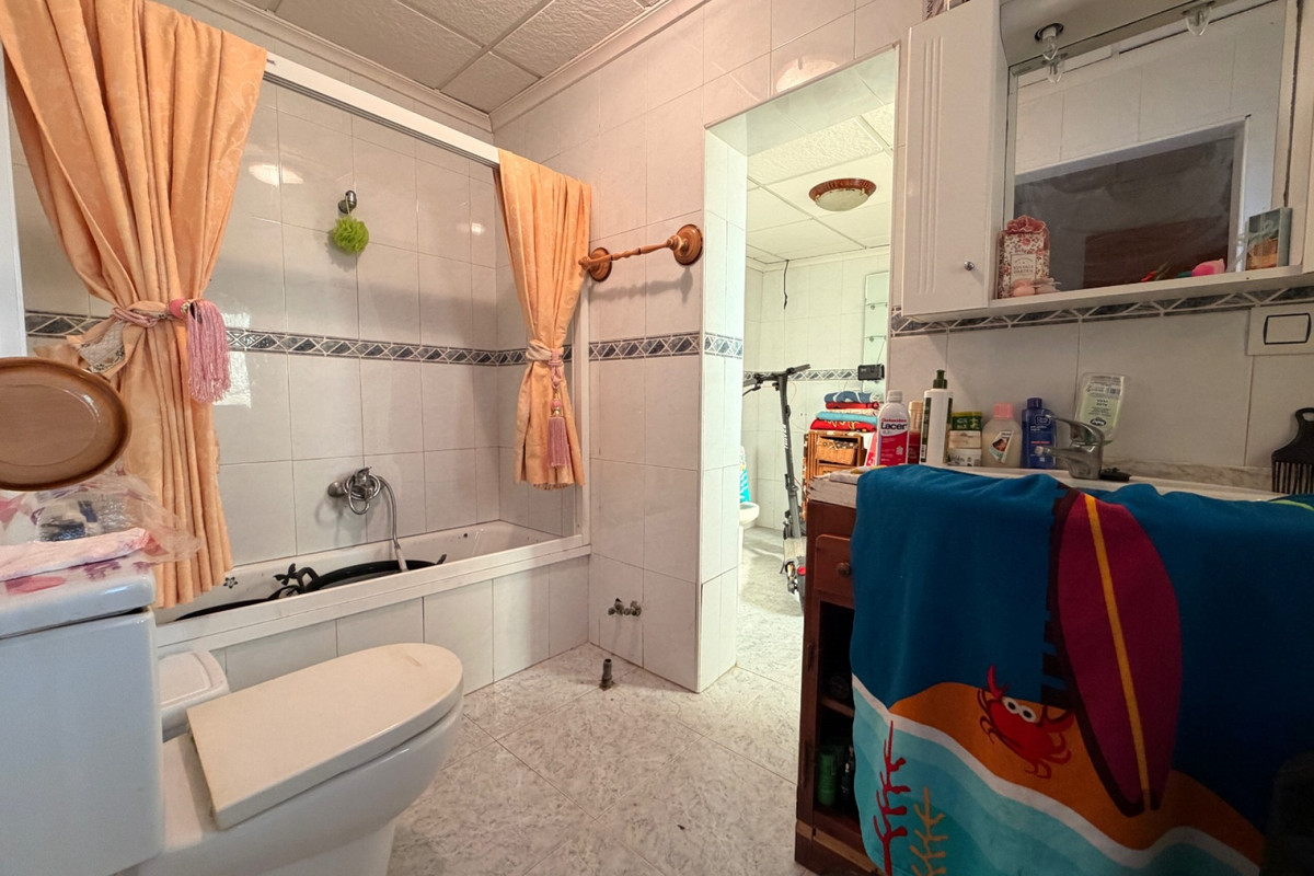 Se vende Adosada de 4 dormitorios en Costa Blanca, Alicante, España