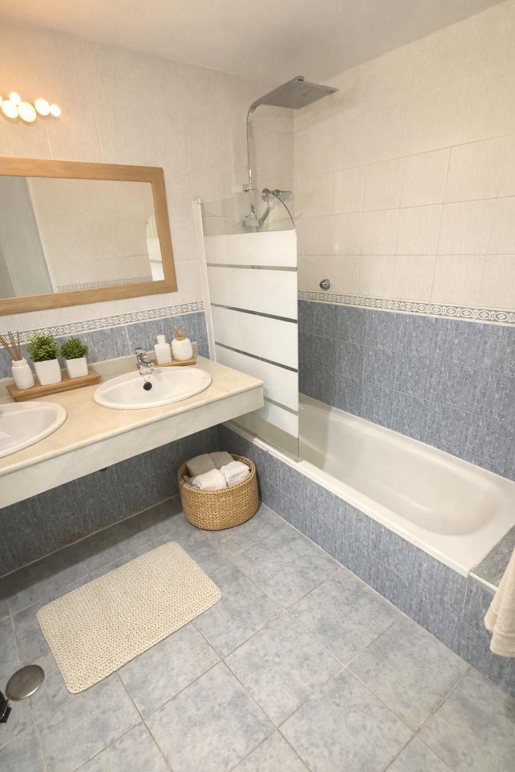 Se vende Adosada de 3 dormitorios en Costa Del Sol, Málaga, España